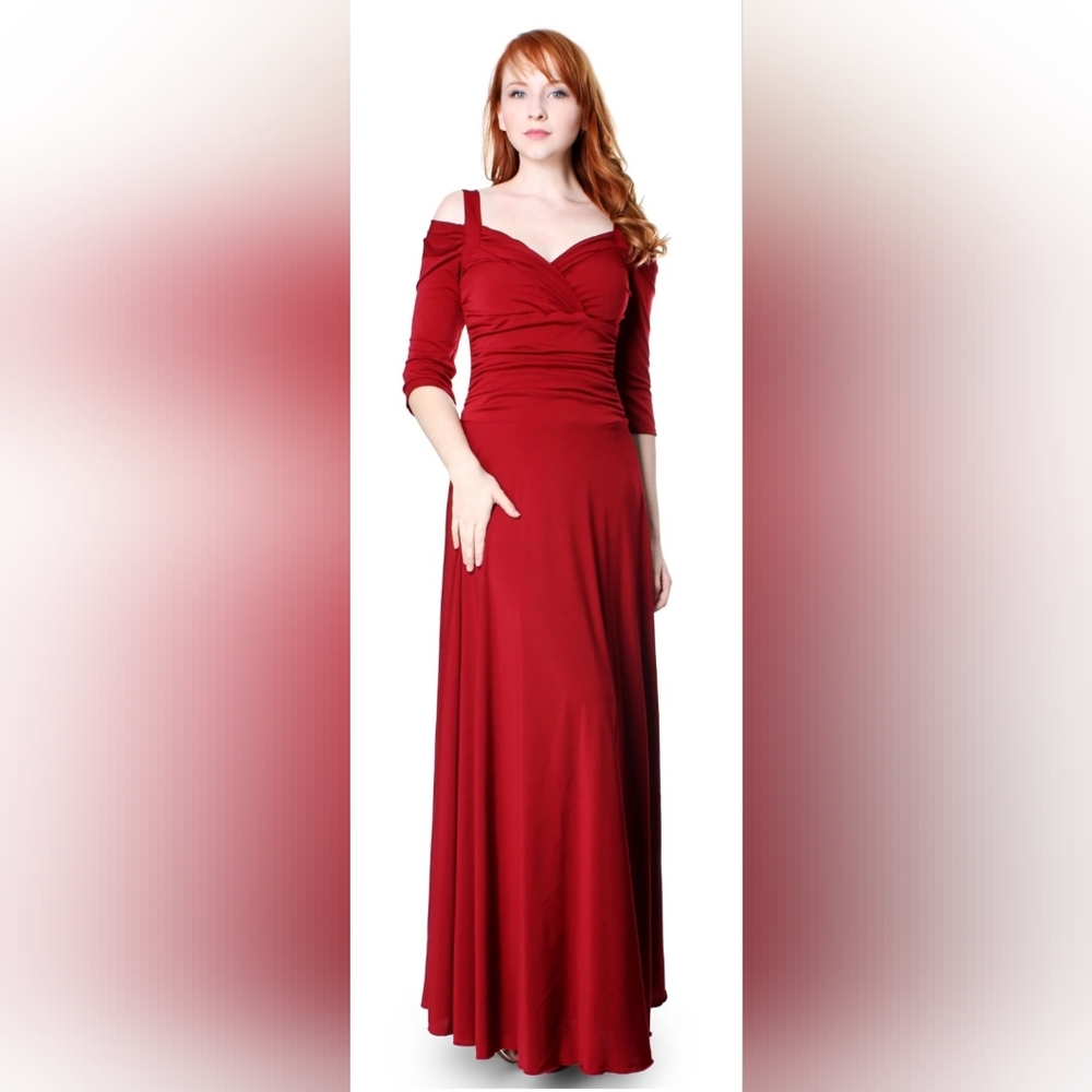Chic Wine Colored Evening Gown